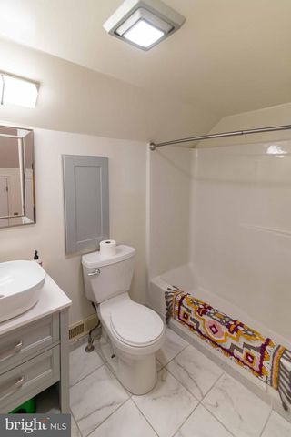 151 S SANDY HILL RD, Coatesville, PA 19320