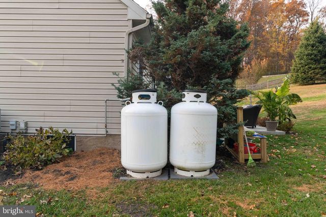 151 S SANDY HILL RD, Coatesville, PA 19320