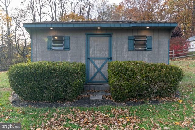 151 S SANDY HILL RD, Coatesville, PA 19320