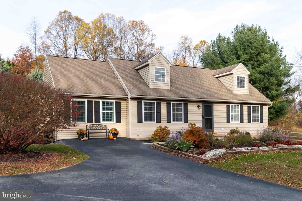 151 S SANDY HILL RD, Coatesville, PA 19320