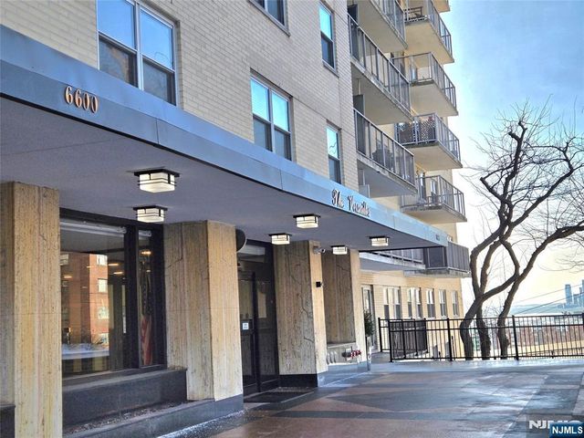 6600 Boulevard East 15D, West New York, NJ 07093