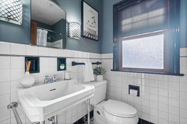 1405 W Liberty Street, Ann Arbor, MI 48103