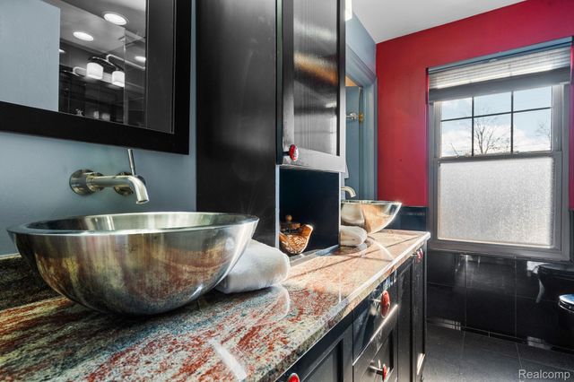 1405 W Liberty Street, Ann Arbor, MI 48103