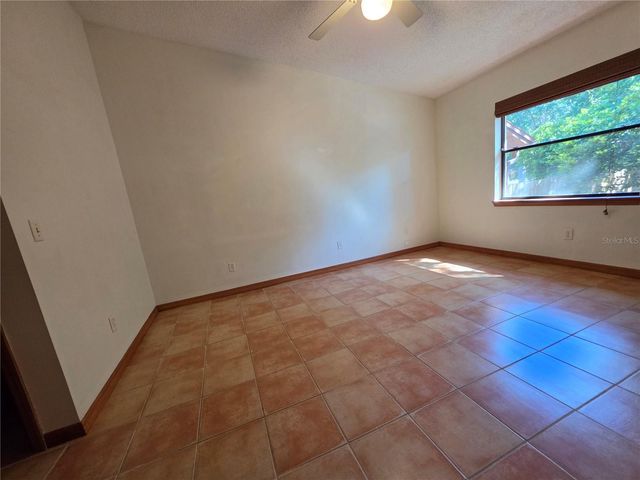 1011 LOVE LN 31, Apopka, FL 32703