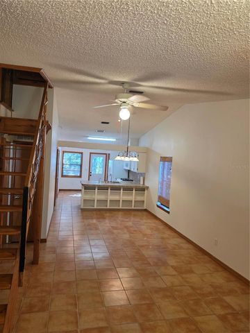 1011 LOVE LN 31, Apopka, FL 32703