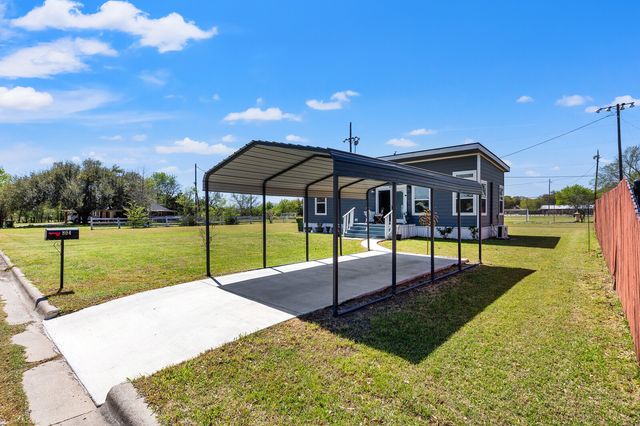 804 Cherry Drive, Groesbeck, TX 76642