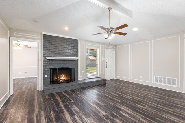 1602 Walker Drive, Carrollton, TX 75007