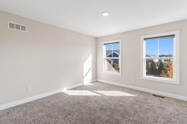 7643 Norman Street NW, Pickerington, OH 43147