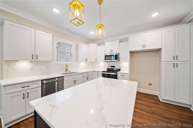 1410 Hilltop Ave, Fayetteville, NC 28305