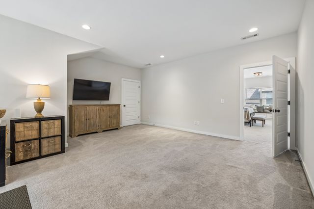 2833 Battleground Dr, Murfreesboro, TN 37129