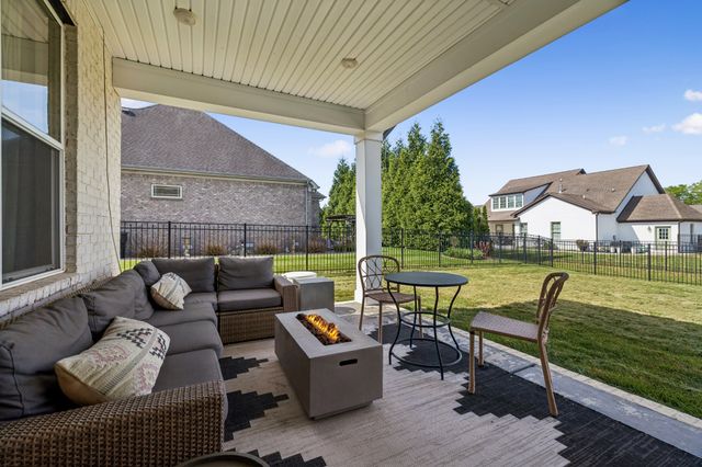 2833 Battleground Dr, Murfreesboro, TN 37129