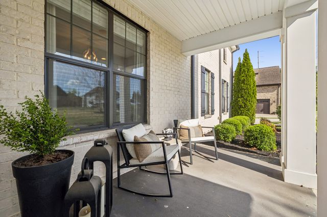 2833 Battleground Dr, Murfreesboro, TN 37129