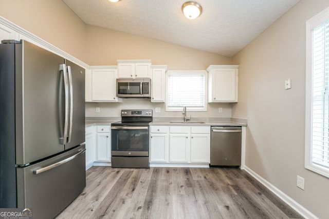 2249 Ligney Creek Lane, Snellville, GA 30039