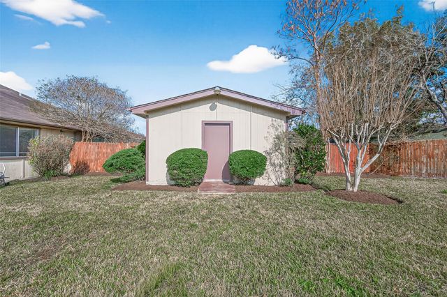 16617 Monte Carlo Court, Houston, TX 77053