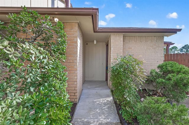 16617 Monte Carlo Court, Houston, TX 77053