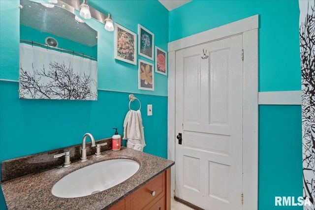 623 E PARK Street, Geneseo, IL 61254