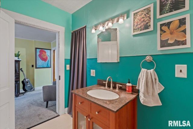 623 E PARK Street, Geneseo, IL 61254