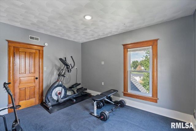 623 E PARK Street, Geneseo, IL 61254