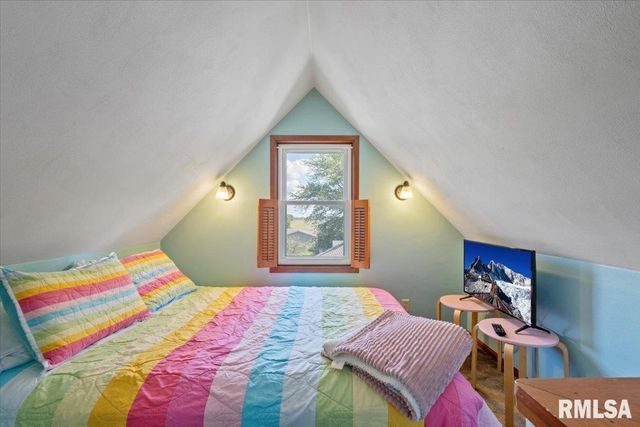 623 E PARK Street, Geneseo, IL 61254