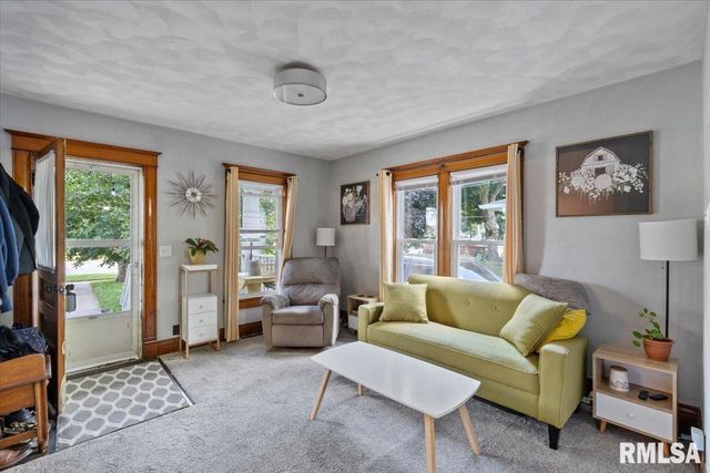 623 E PARK Street, Geneseo, IL 61254