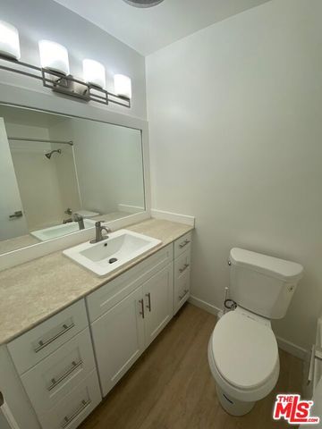 320 S Ardmore Avenue 316, Los Angeles, CA 90020