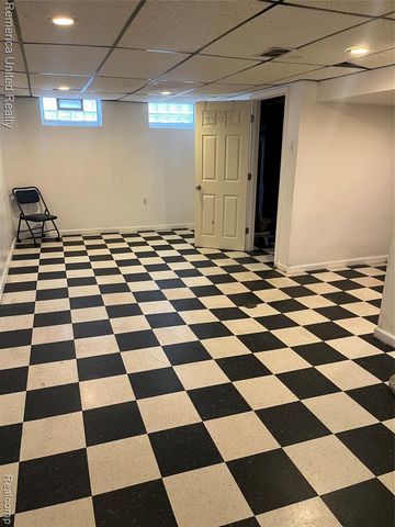 26573 Somerset Drive, Inkster, MI 48141