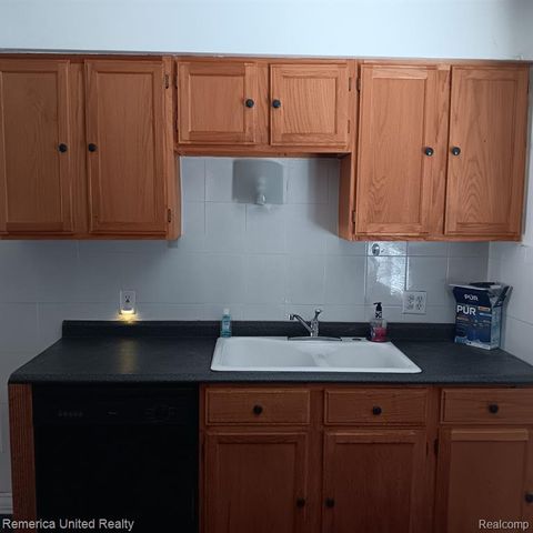 26573 Somerset Drive, Inkster, MI 48141