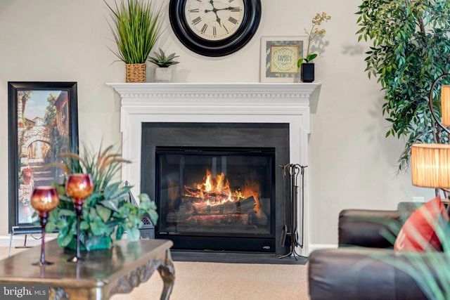 7137 SHEPHERDSTOWN RD, Warrenton, VA 20187