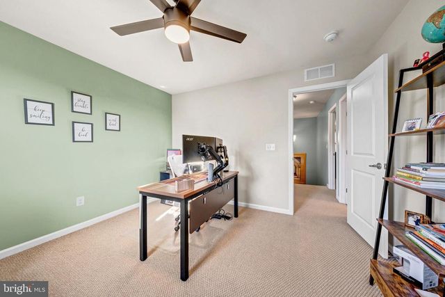 7137 SHEPHERDSTOWN RD, Warrenton, VA 20187