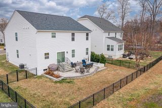 7137 SHEPHERDSTOWN RD, Warrenton, VA 20187