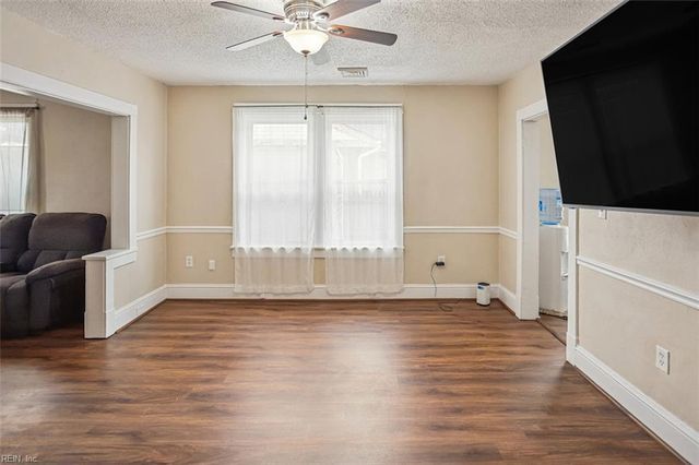 2621 Greenwood DR, Portsmouth, VA 23702