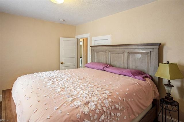 2621 Greenwood DR, Portsmouth, VA 23702