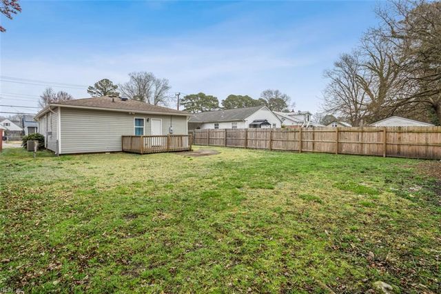 2621 Greenwood DR, Portsmouth, VA 23702