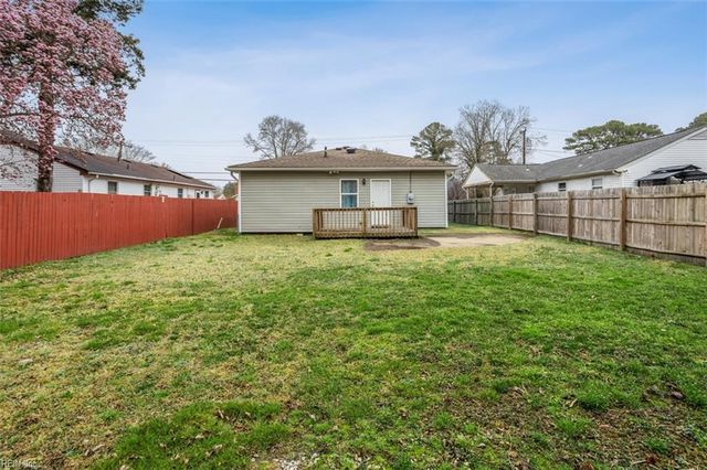 2621 Greenwood DR, Portsmouth, VA 23702