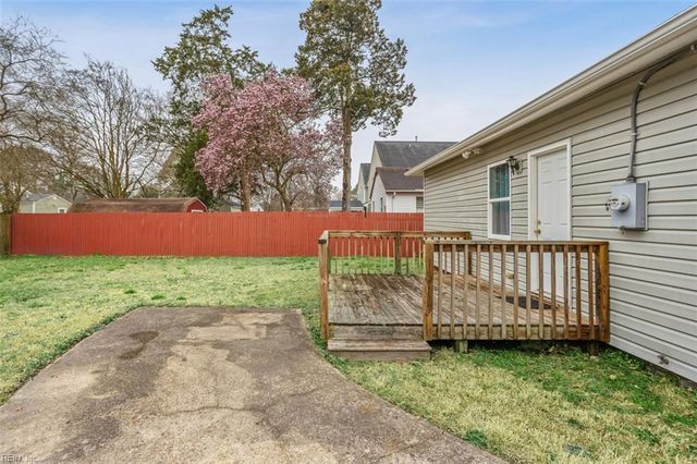 2621 Greenwood DR, Portsmouth, VA 23702