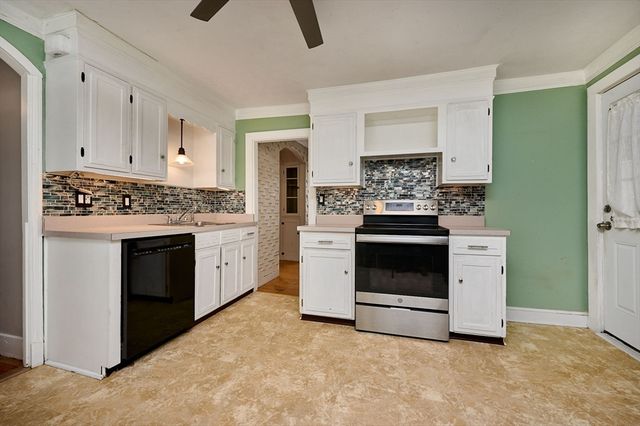 3 Butler St, Westfield, MA 01085