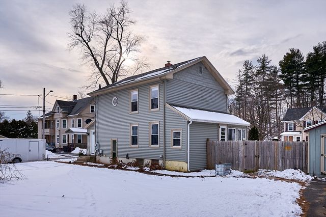 3 Butler St, Westfield, MA 01085