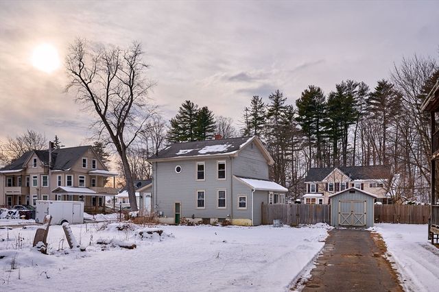 3 Butler St, Westfield, MA 01085