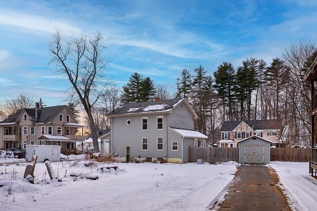 3 Butler St, Westfield, MA 01085