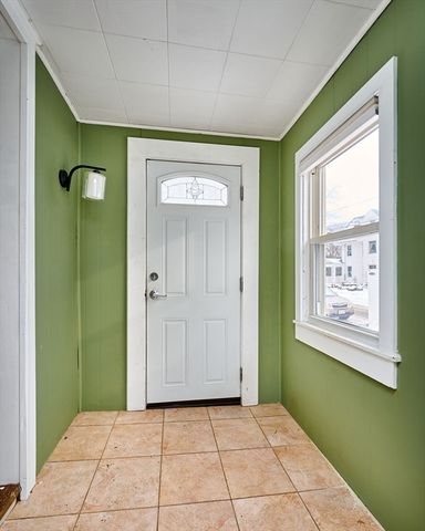 3 Butler St, Westfield, MA 01085