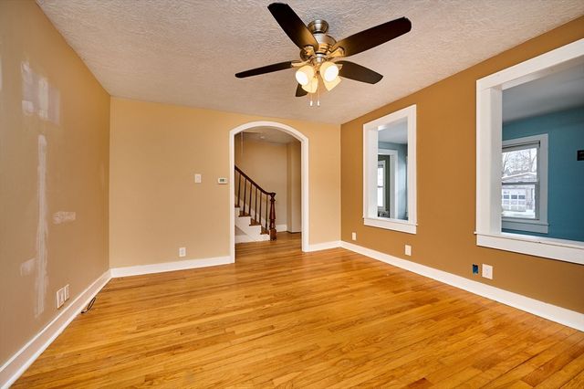 3 Butler St, Westfield, MA 01085