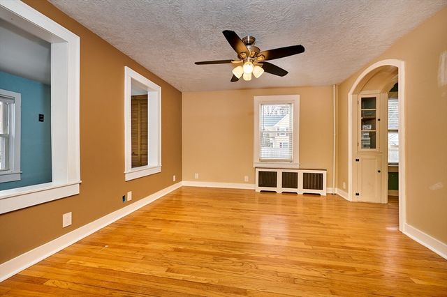 3 Butler St, Westfield, MA 01085