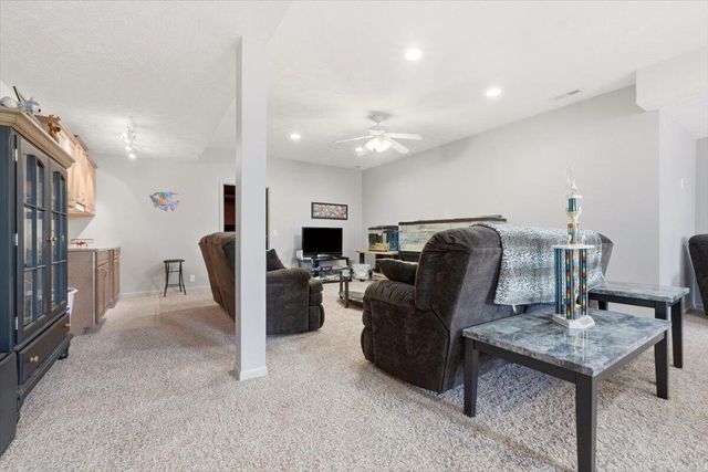 2849 BIRDSLEY Road, Council Bluffs, IA 51503