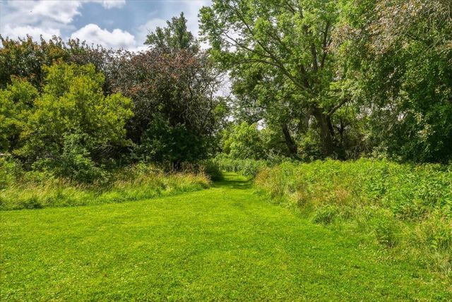 2849 BIRDSLEY Road, Council Bluffs, IA 51503