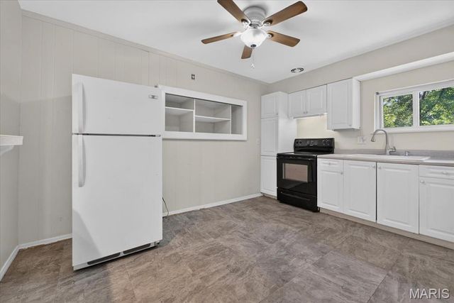 200 Hillcrest Boulevard, Ballwin, MO 63021