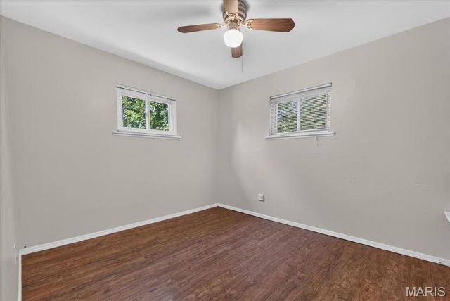 200 Hillcrest Boulevard, Ballwin, MO 63021