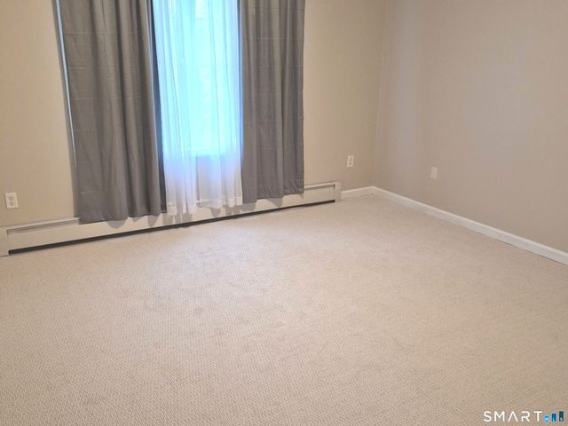 16 Hickory Road, Naugatuck, CT 06770
