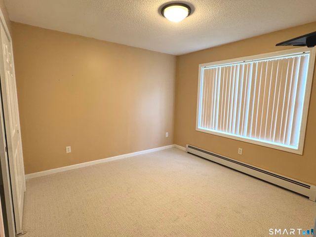16 Hickory Road, Naugatuck, CT 06770
