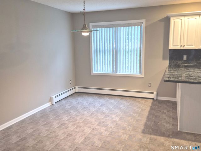 16 Hickory Road, Naugatuck, CT 06770
