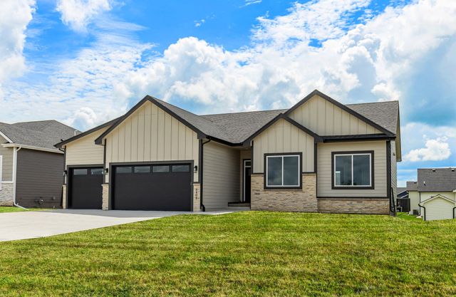 3409 NE 12th Street, Ankeny, IA 50021